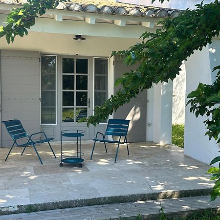 Mas Du Couvin, Maison D'Hotes En Camargue 생트마리들라메르 외부 사진